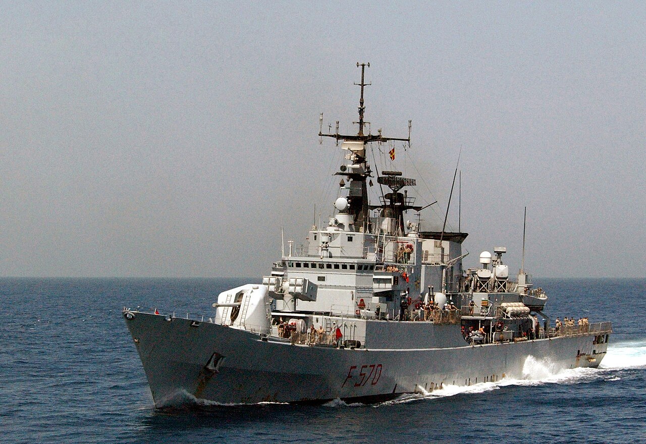 Maestrale-Class MAESTRALE (F 570).jpg